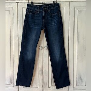 🟠LUCKY BRAND Raw Hem Jeans in Dark Wash Sz 4